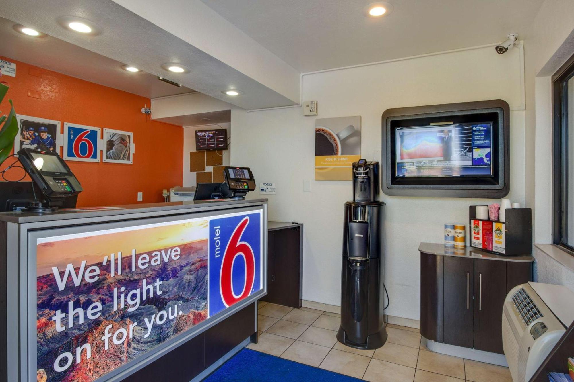 Motel 6-Tempe, Az - Broadway - Asu Exteriör bild